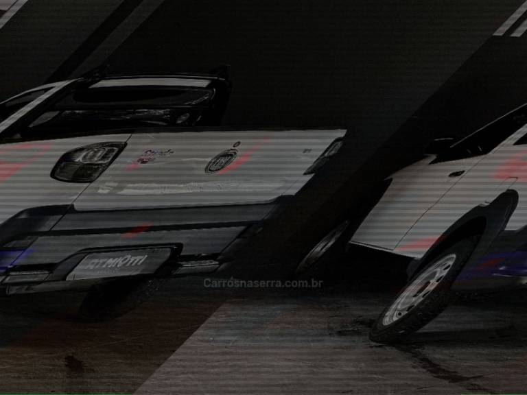 FIAT - STRADA - 2015/2015 - Branca - R$ 48.500,00