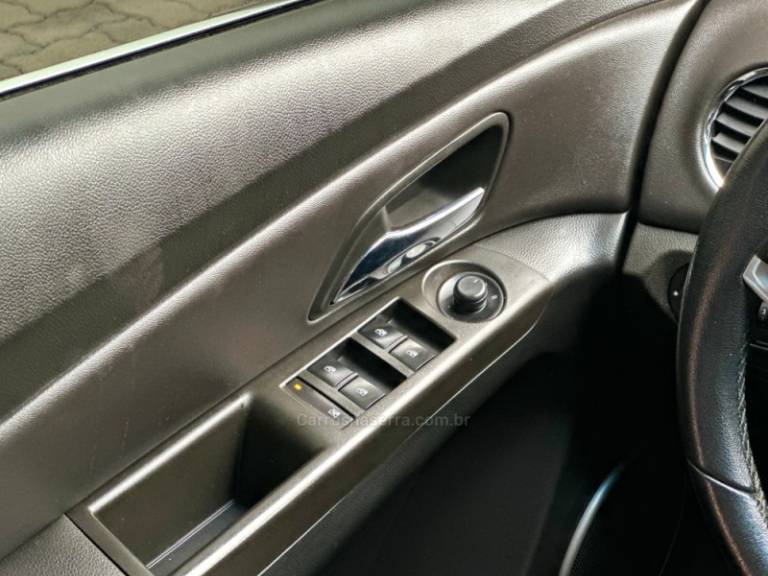 CHEVROLET - CRUZE - 2014/2014 - Branca - R$ 59.000,00