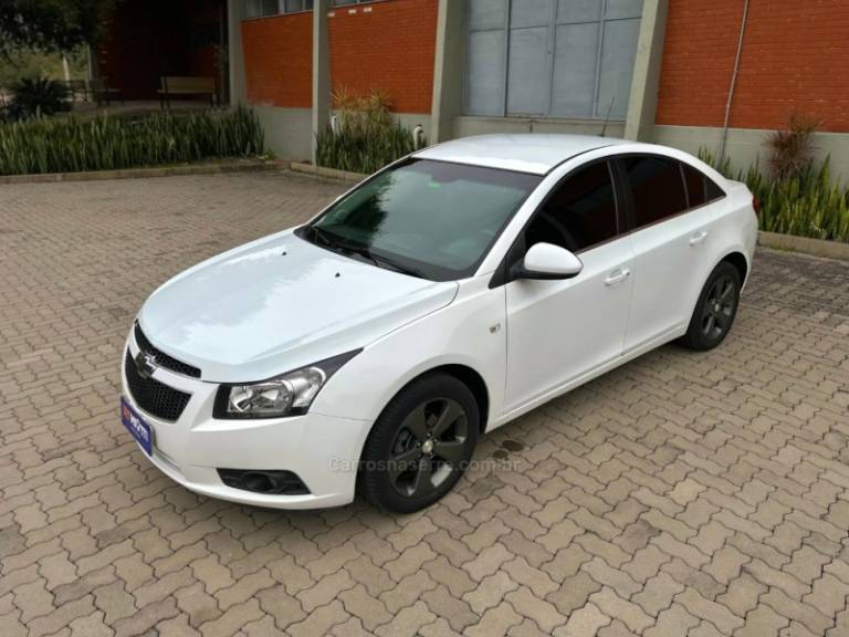 CHEVROLET - CRUZE - 2014/2014 - Branca - R$ 59.000,00