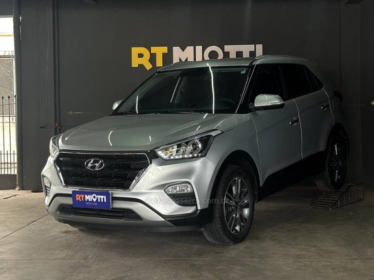 HYUNDAI - CRETA - 2018/2019 - Prata - R$ 97.900,00