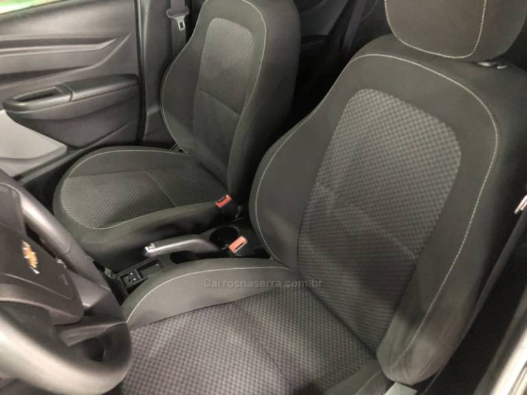CHEVROLET - ONIX - 2018/2019 - Cinza - R$ 53.000,00