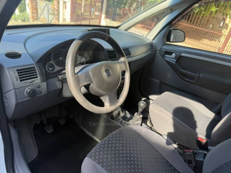 CHEVROLET - MERIVA - 2009/2010 - Branca - R$ 33.000,00