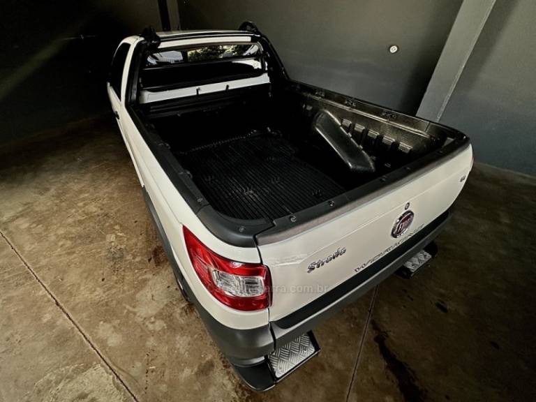 FIAT - STRADA - 2015/2015 - Branca - R$ 48.500,00