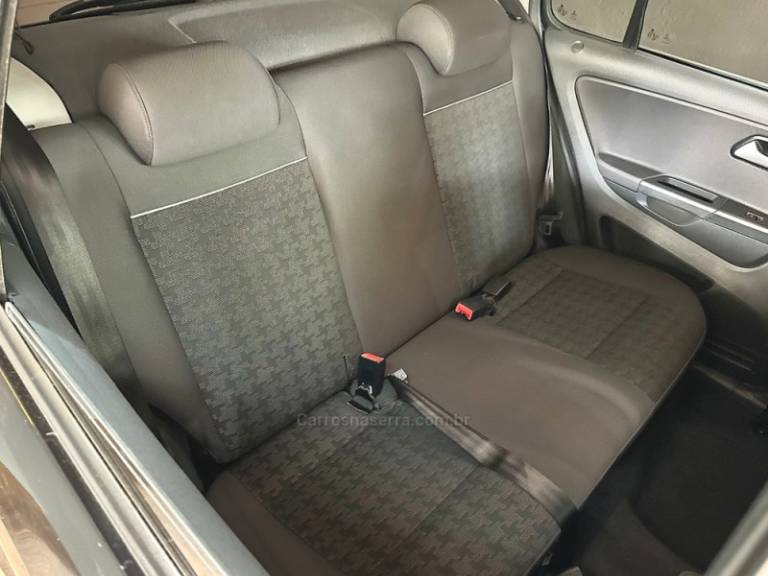 VOLKSWAGEN - FOX - 2017/2017 - Preta - R$ 55.000,00