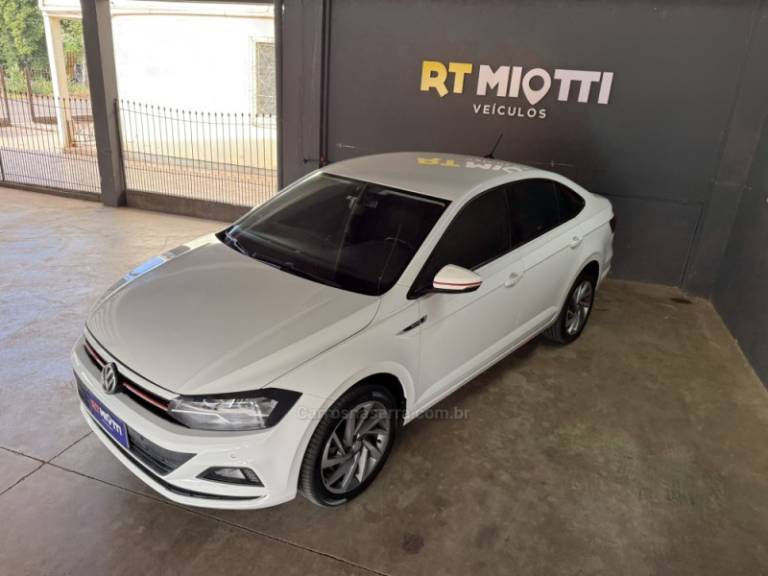 VOLKSWAGEN - VIRTUS - 2018/2018 - Branca - R$ 78.800,00
