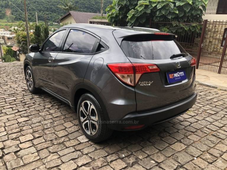 HONDA - HR-V - 2016/2017 - Cinza - R$ 94.000,00