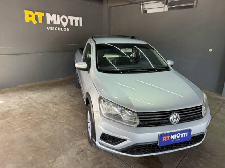 VOLKSWAGEN - SAVEIRO - 2016/2017 - Prata - R$ 57.500,00