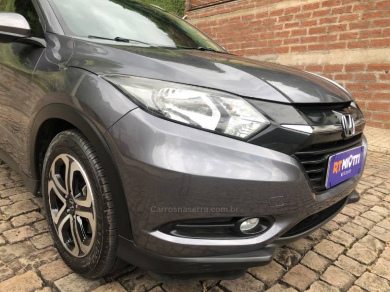 HONDA - HR-V - 2016/2017 - Cinza - R$ 94.000,00