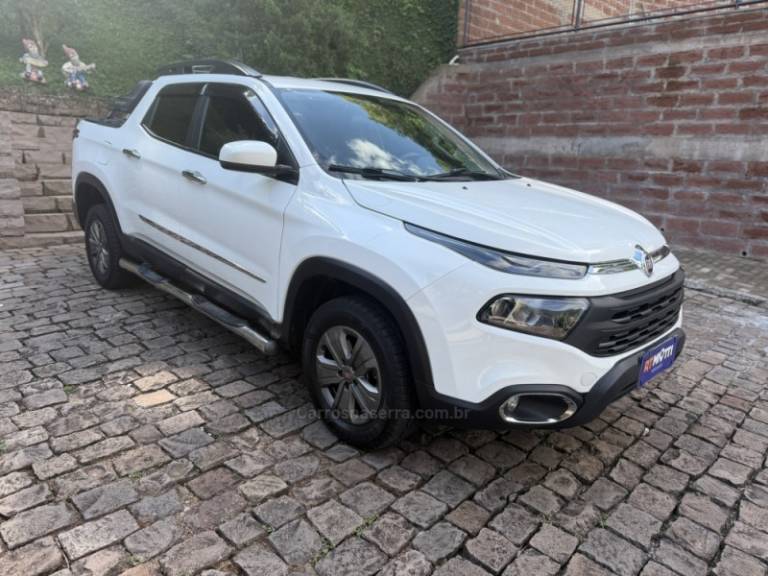 FIAT - TORO - 2019/2020 - Branca - R$ 96.900,00