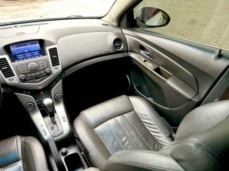 CHEVROLET - CRUZE - 2014/2014 - Branca - R$ 59.000,00