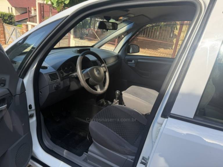 CHEVROLET - MERIVA - 2009/2010 - Branca - R$ 33.000,00
