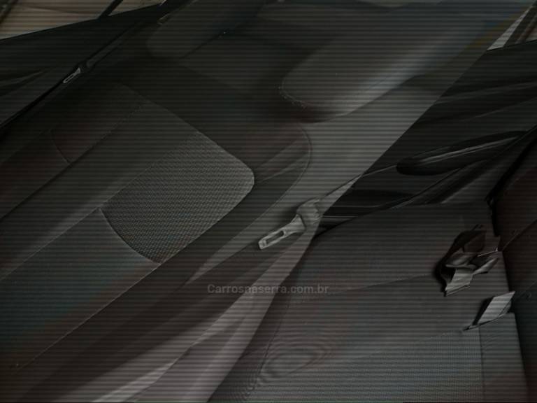 CHEVROLET - ONIX - 2018/2018 - Branca - R$ 49.000,00