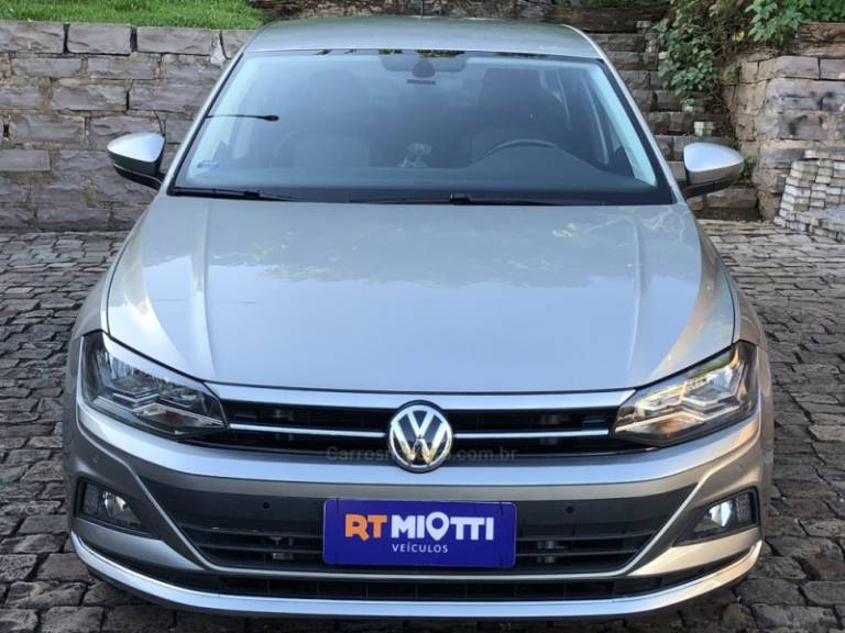 VOLKSWAGEN - VIRTUS - 2020/2021 - Prata - R$ 90.000,00
