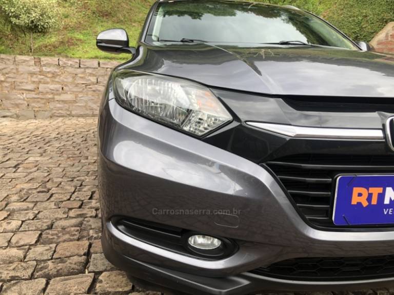 HONDA - HR-V - 2016/2017 - Cinza - R$ 94.000,00