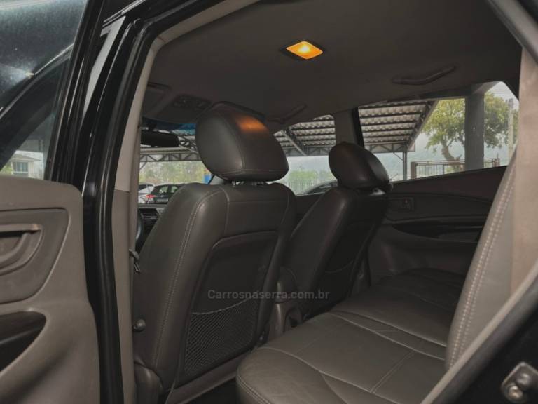 HYUNDAI - TUCSON - 2011/2012 - Preta - R$ 45.000,00