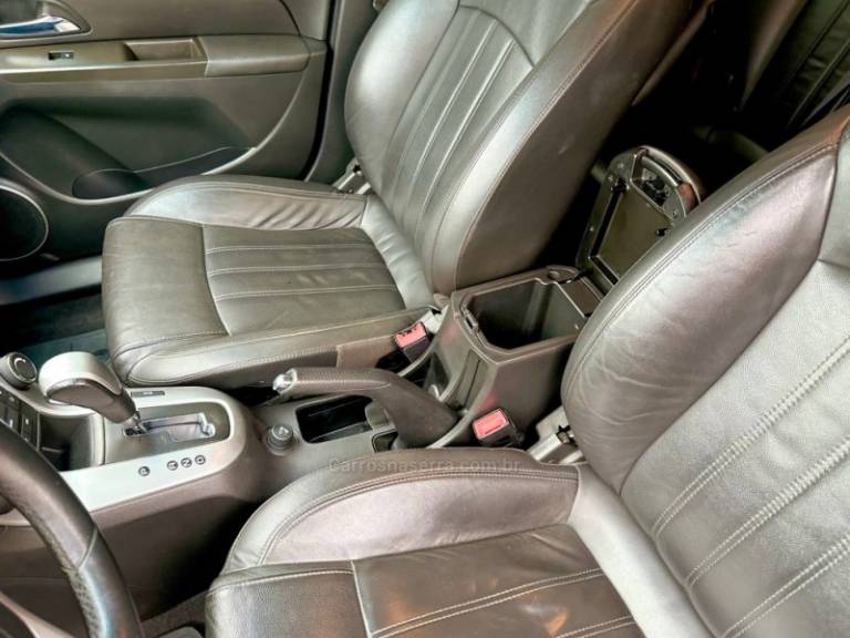 CHEVROLET - CRUZE - 2014/2014 - Branca - R$ 59.000,00