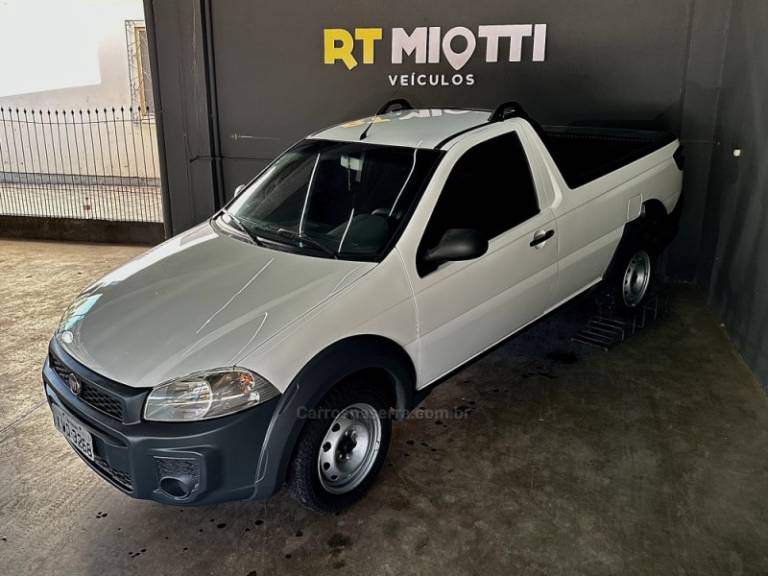 FIAT - STRADA - 2015/2015 - Branca - R$ 48.500,00