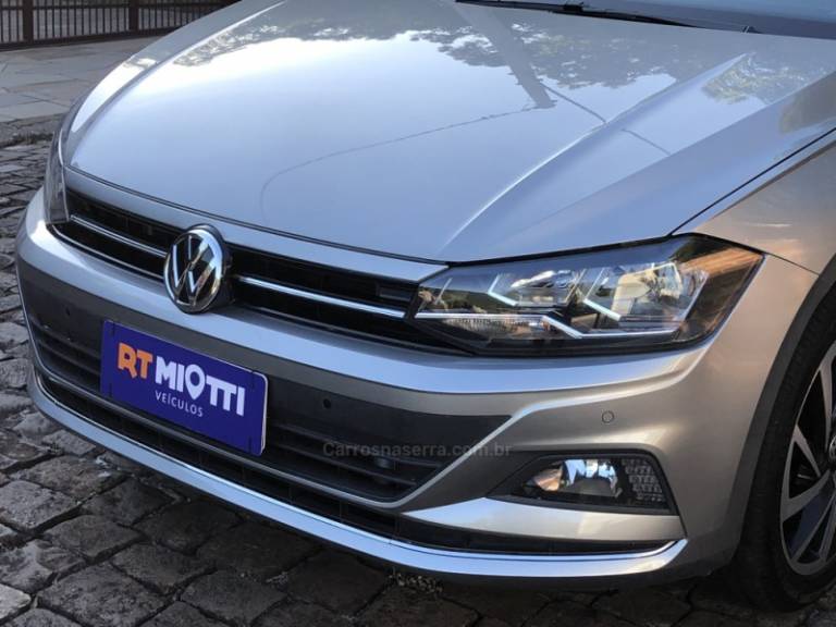 VOLKSWAGEN - VIRTUS - 2020/2021 - Prata - R$ 90.000,00