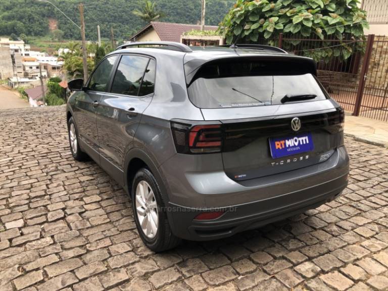 VOLKSWAGEN - T-CROSS - 2020/2020 - Cinza - R$ 94.000,00