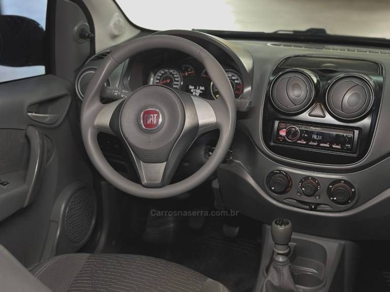 FIAT - PALIO - 2013/2013 - Cinza - R$ 42.000,00