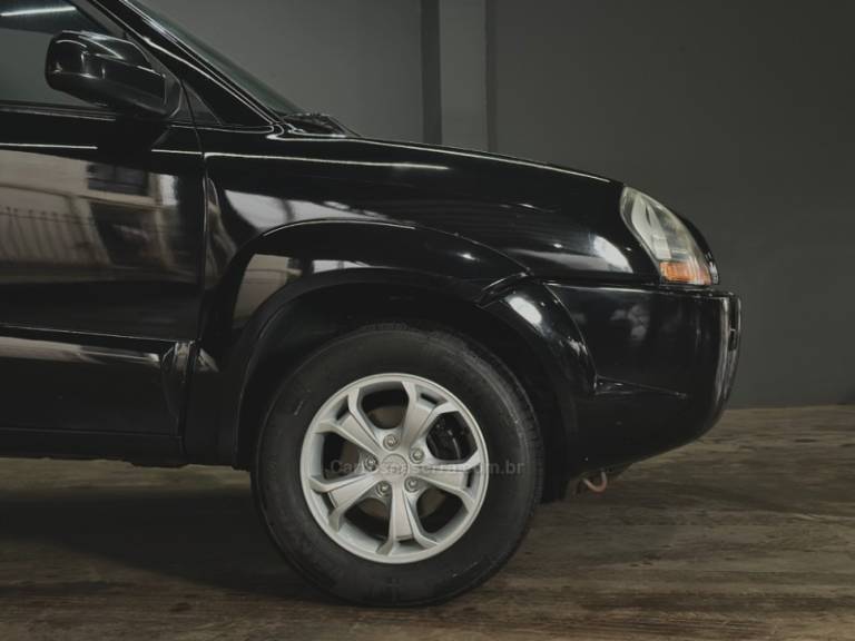 HYUNDAI - TUCSON - 2011/2012 - Preta - R$ 45.000,00