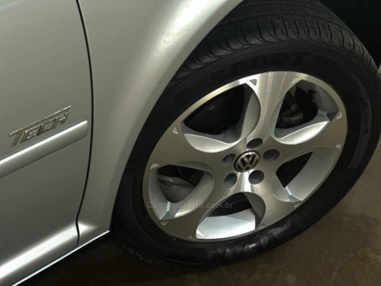VOLKSWAGEN - GOLF - 2009/2009 - Prata - R$ 49.000,00