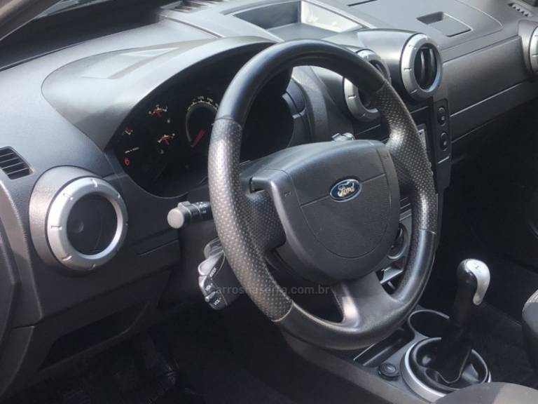 FORD - ECOSPORT - 2012/2012 - Preta - R$ 43.000,00