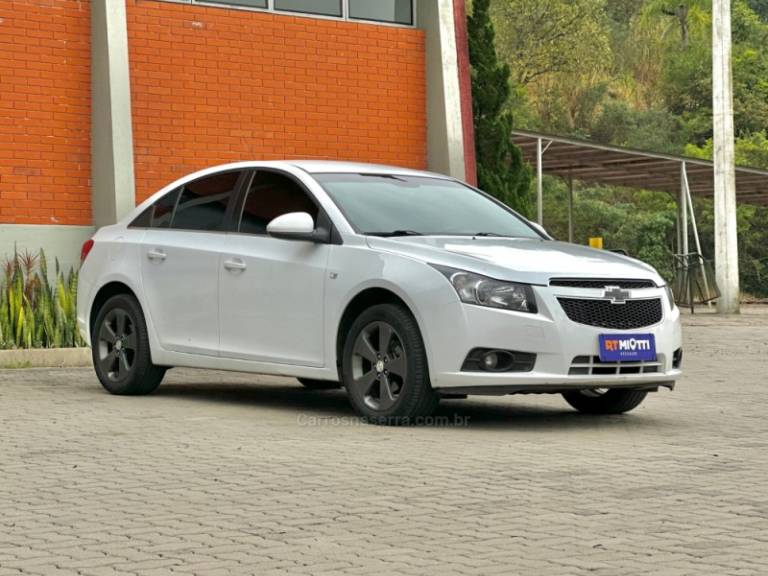 CHEVROLET - CRUZE - 2014/2014 - Branca - R$ 59.000,00