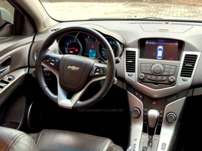 CHEVROLET - CRUZE - 2014/2014 - Branca - R$ 59.000,00