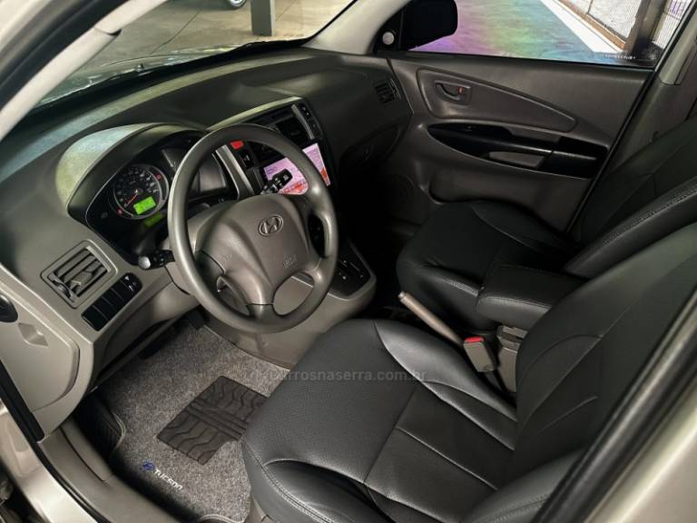 HYUNDAI - TUCSON - 2009/2009 - Branca - R$ 46.000,00