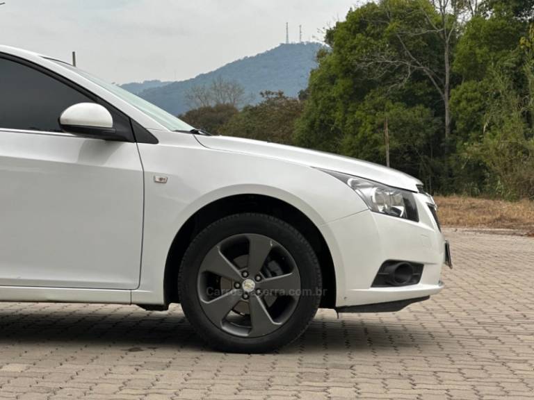 CHEVROLET - CRUZE - 2014/2014 - Branca - R$ 59.000,00