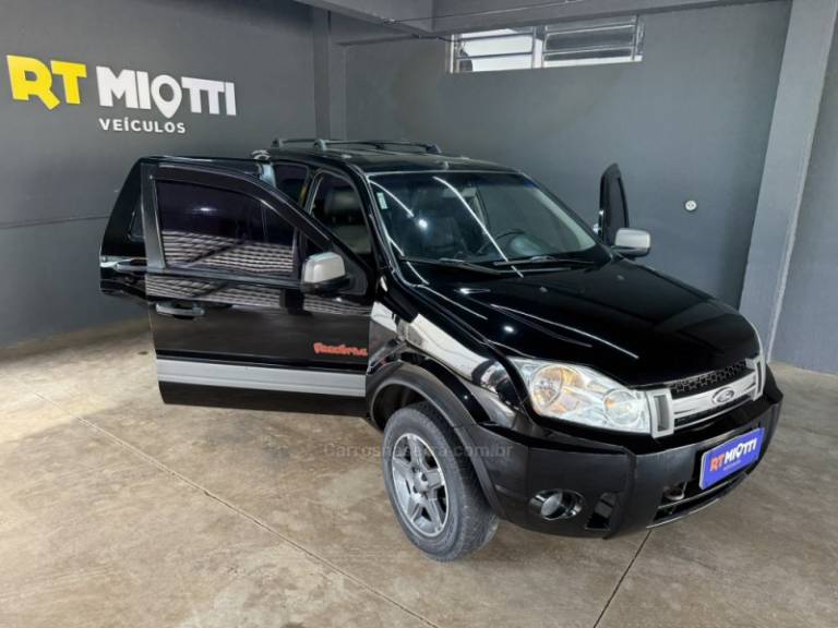 FORD - ECOSPORT - 2009/2009 - Preta - R$ 36.000,00