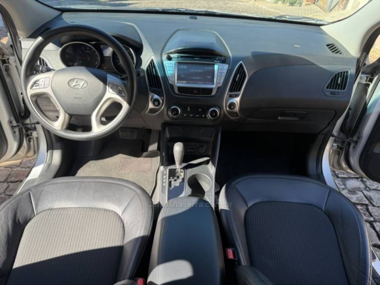 HYUNDAI - IX35 - 2013/2014 - Prata - R$ 74.800,00