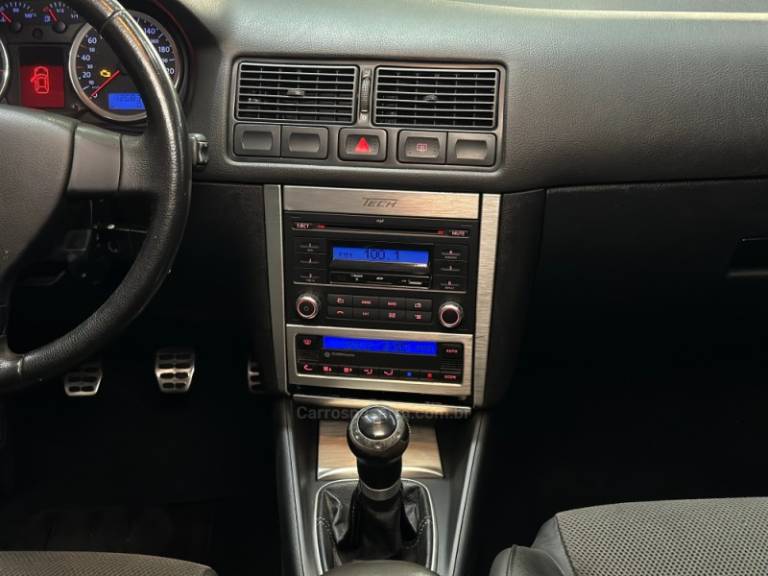 VOLKSWAGEN - GOLF - 2009/2009 - Prata - R$ 49.000,00