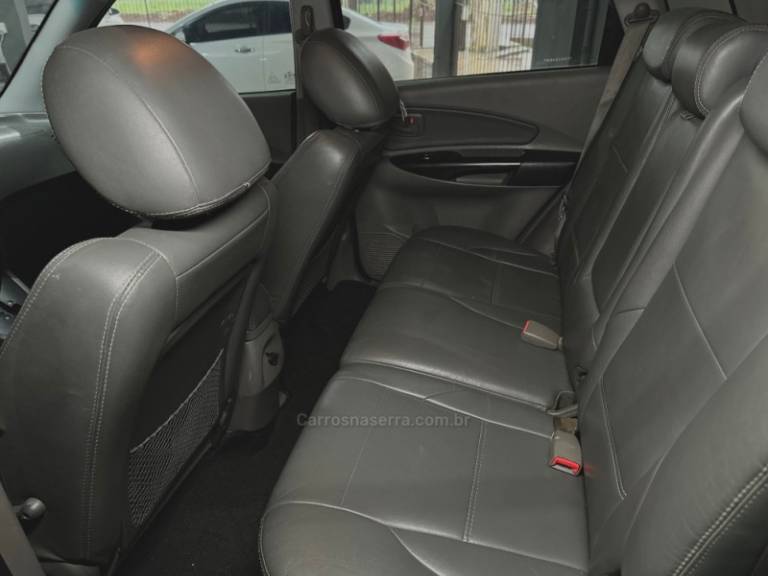 HYUNDAI - TUCSON - 2011/2012 - Preta - R$ 45.000,00