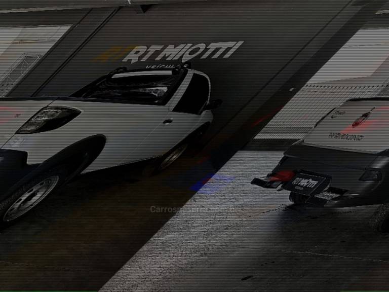 FIAT - STRADA - 2015/2015 - Branca - R$ 48.500,00