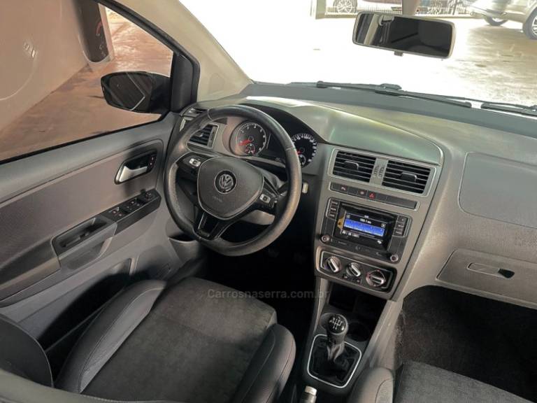 VOLKSWAGEN - FOX - 2017/2017 - Preta - R$ 55.000,00