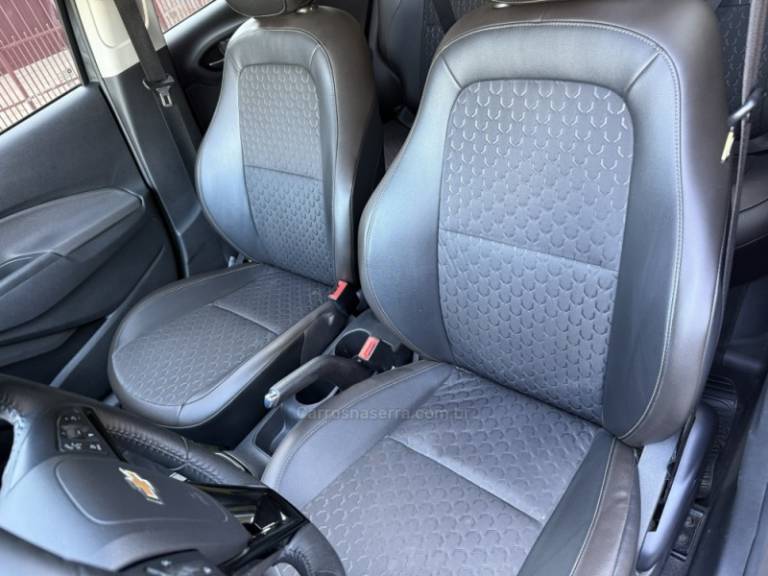 CHEVROLET - PRISMA - 2018/2018 - Cinza - R$ 66.500,00